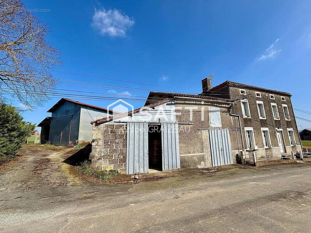 Photo 2 - Maison à COURLAY