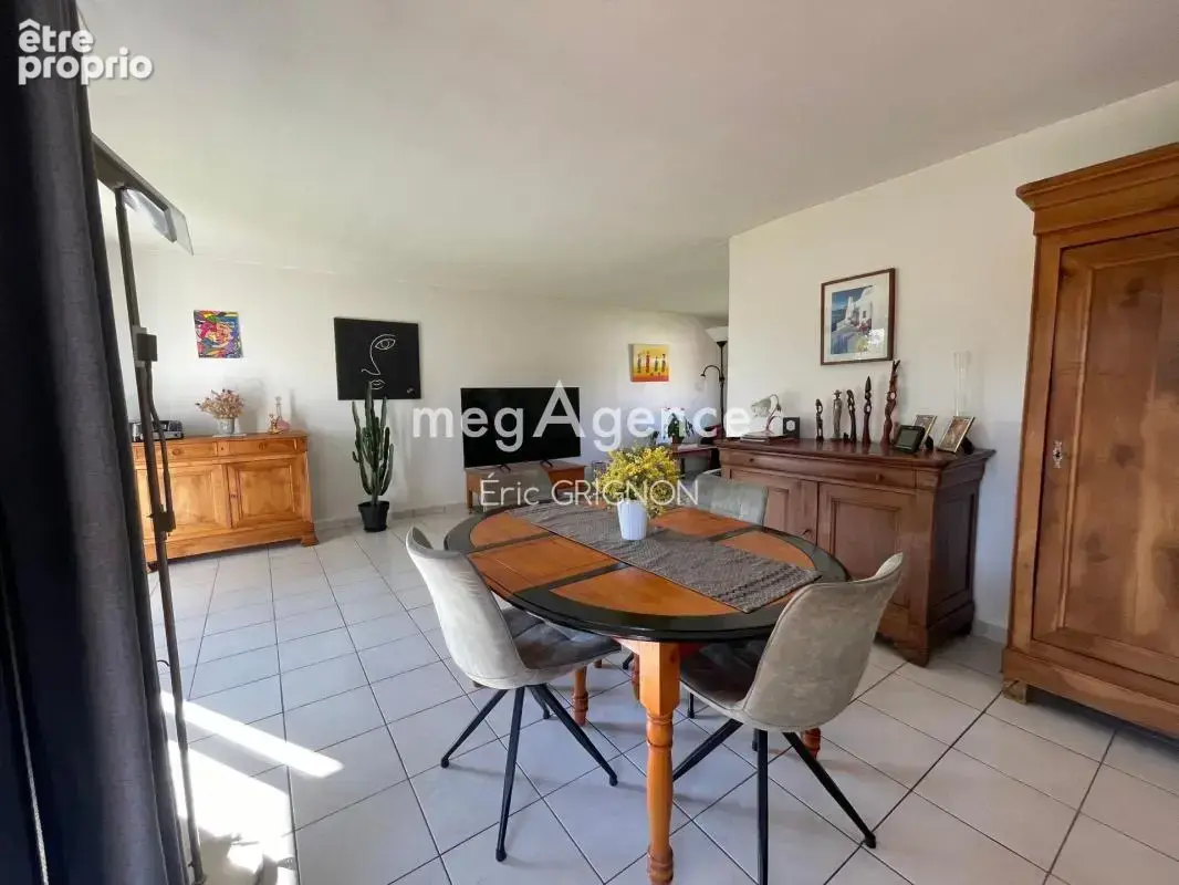 Maison 4 pièces avec piscine et dépendances ! - photo 4