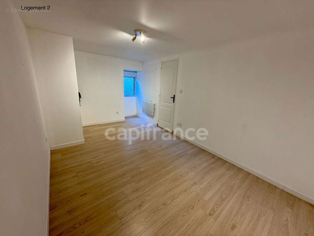 Maison avec deux logements indépendants : une opportunité rare pour habiter, investir ou réunir plusieurs générations - photo 30