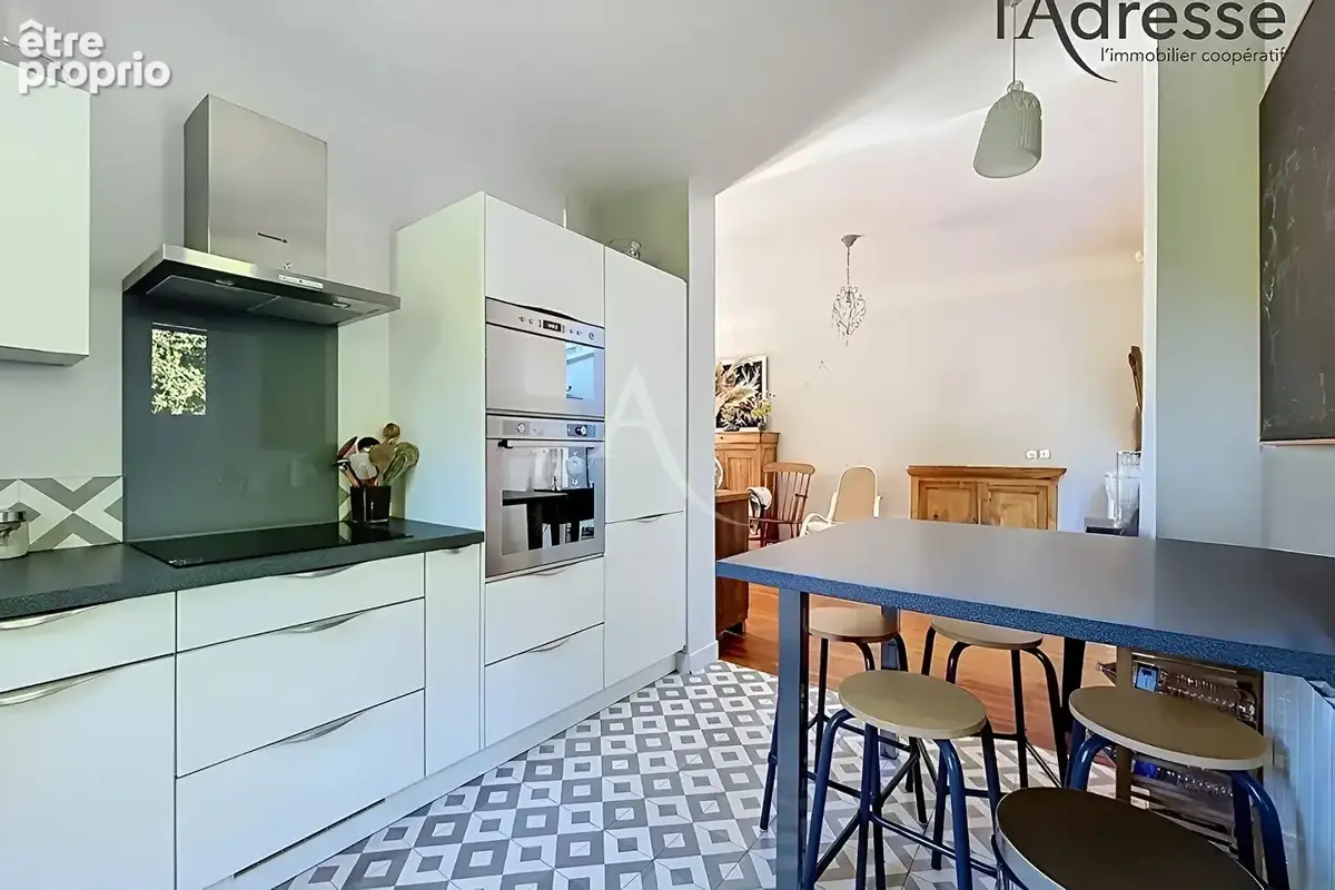 Maison Suresnes 5 pièces 130 m2 - photo 3