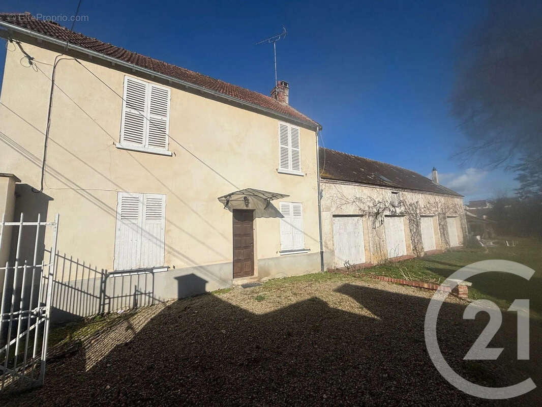 Maison à LIZY-SUR-OURCQ