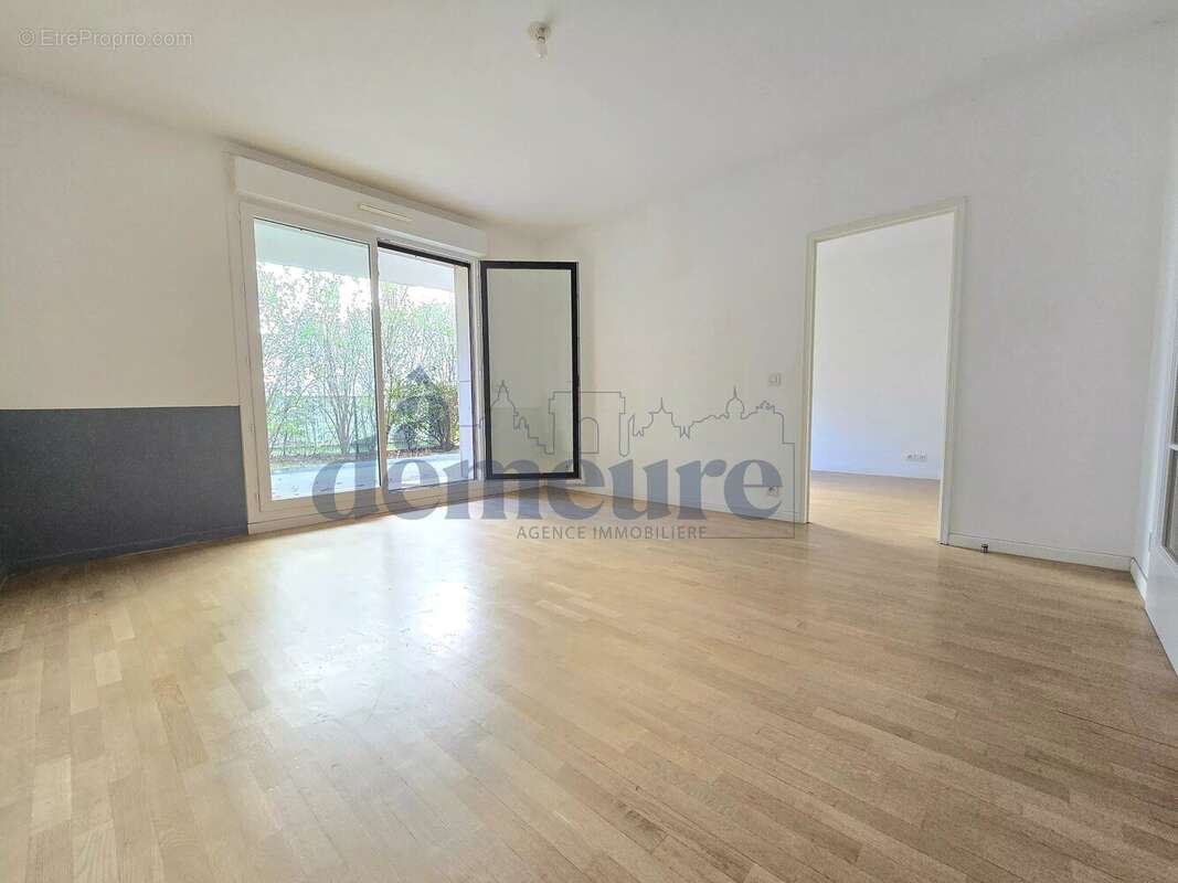 Appartement à ISSY-LES-MOULINEAUX