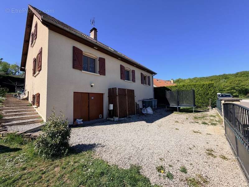Prauthoy belle maison de 6 pieces avec grand jardin - photo 7