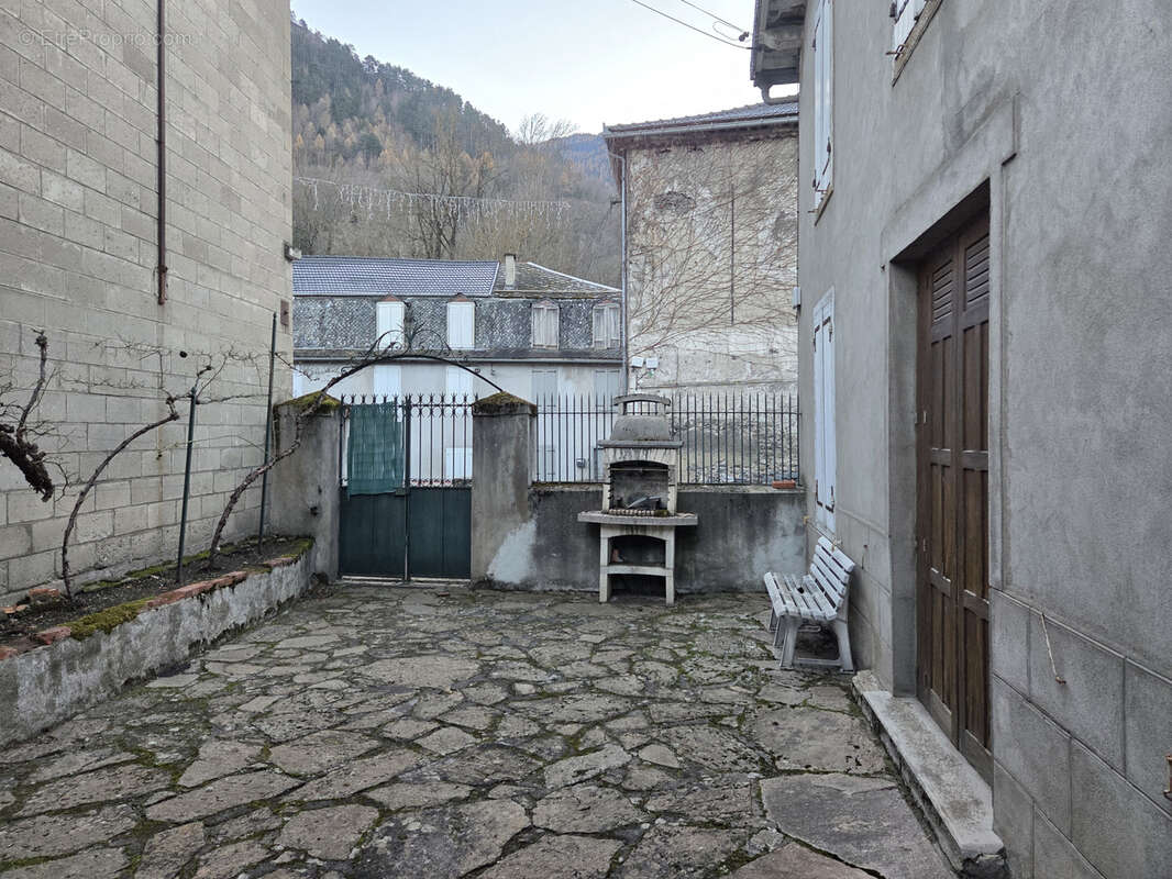 Maison à VICDESSOS