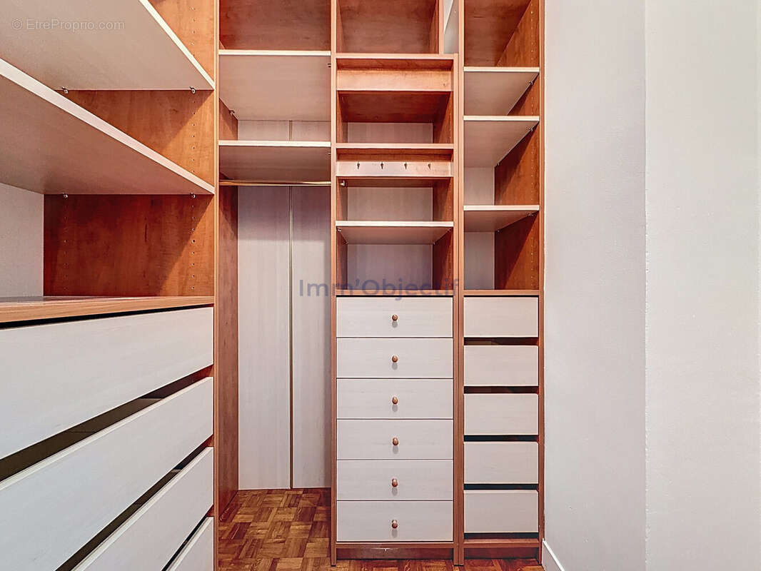 Appartement à PARIS-12E