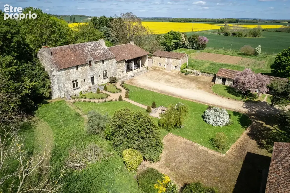 Logis avec parc boisé thurageau - photo 2