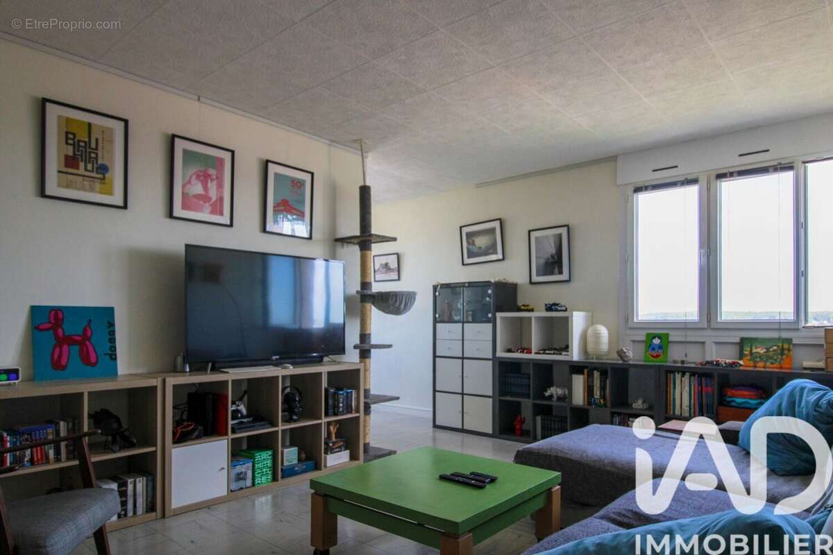 Photo 2 - Appartement à MANTES-LA-VILLE