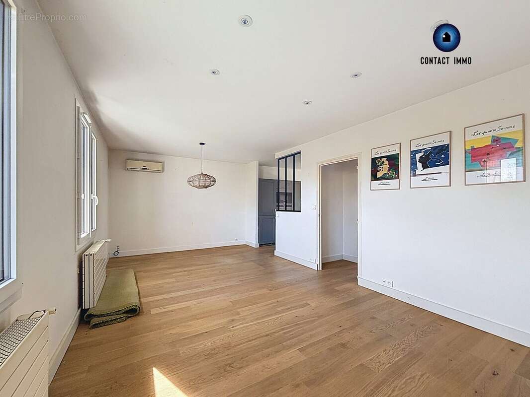 Maison à TERRASSON-LAVILLEDIEU