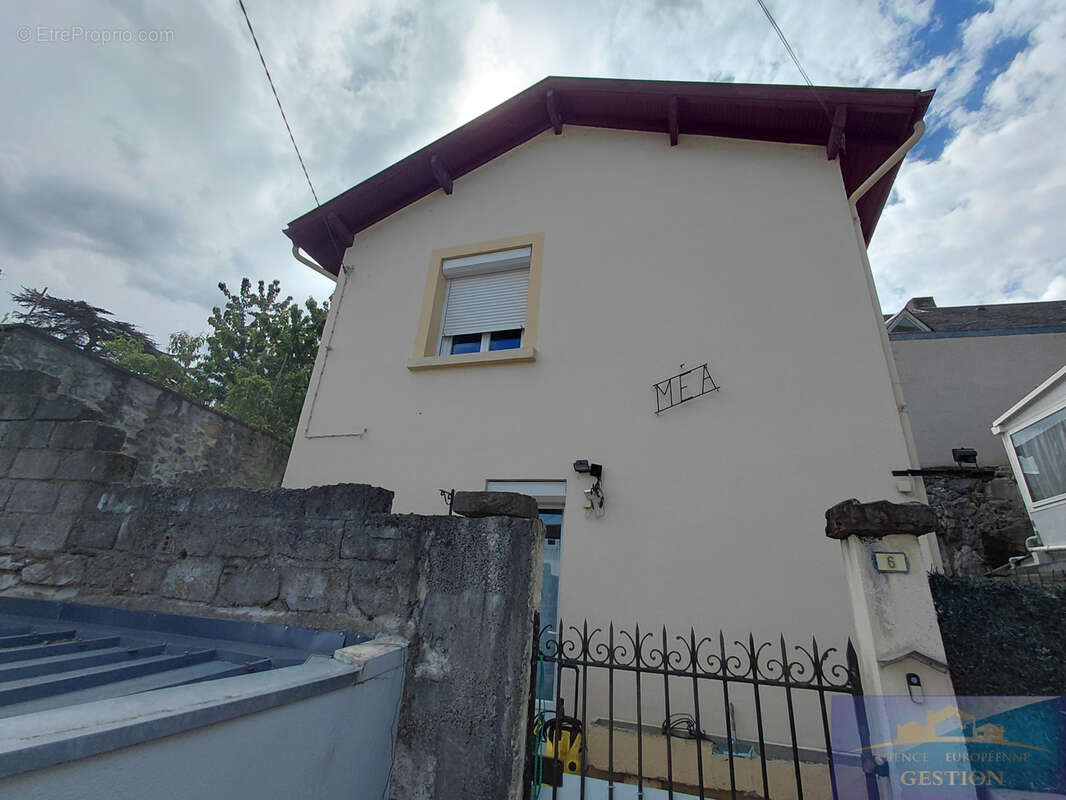 Maison à LOURDES