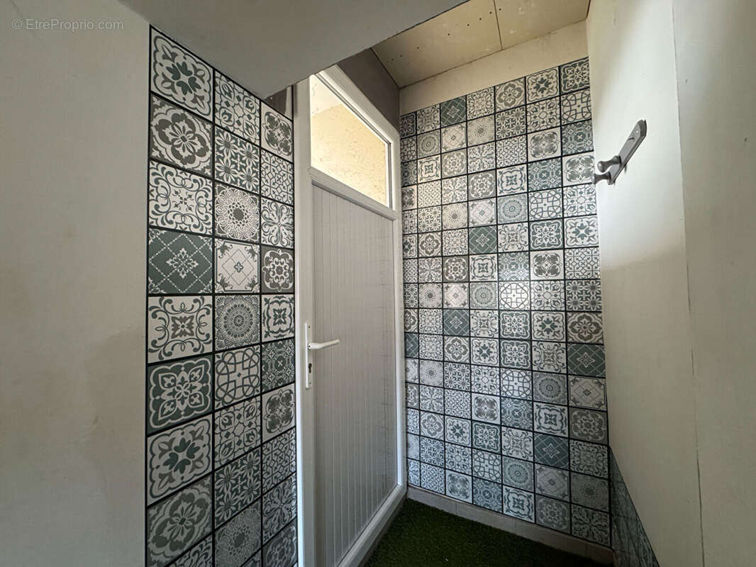 RARE à Niort ! Maison de ville avec grand garage! - photo 4
