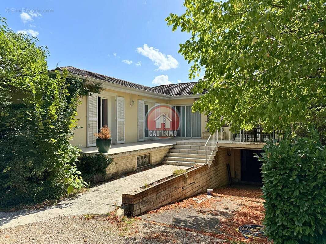 Maison à PRIGONRIEUX