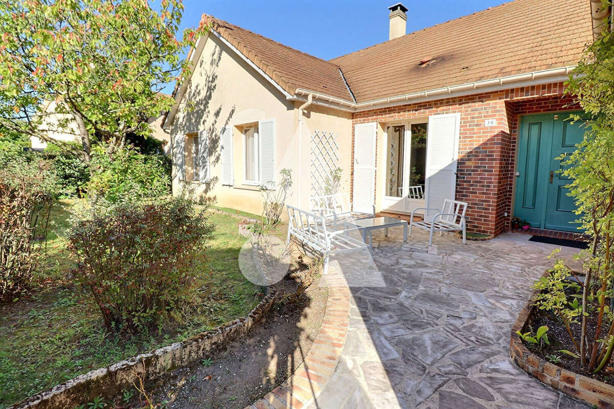 Maison à MERY-SUR-OISE