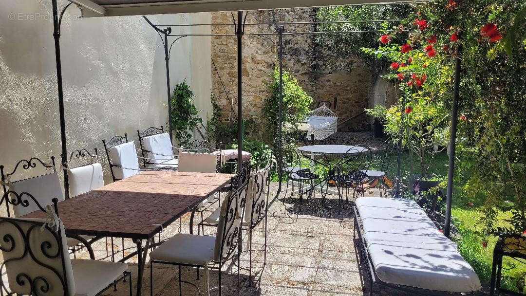 Maison à MONDRAGON