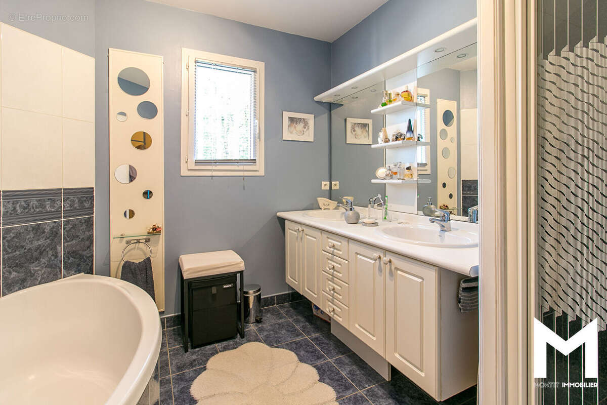 Maison à CHANCELADE