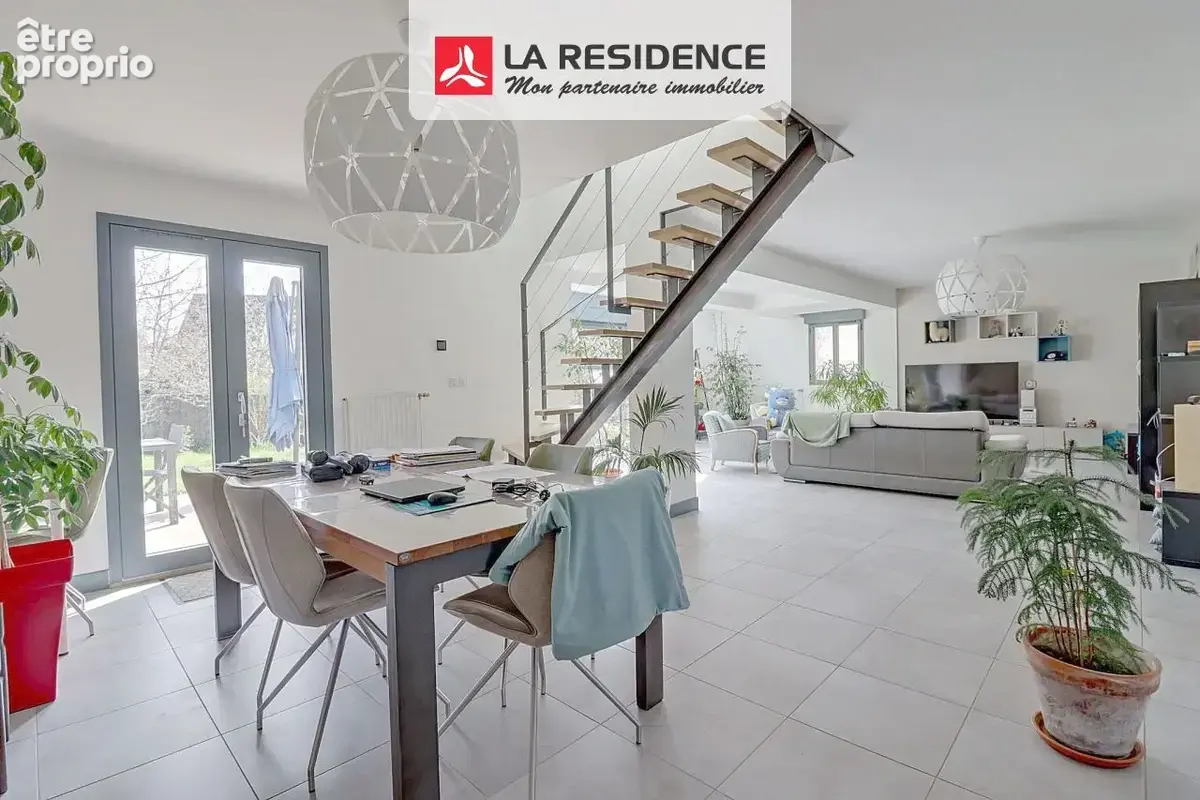 Maison 7 pièces 179 m² à vendre à Blois (41000) - photo 2