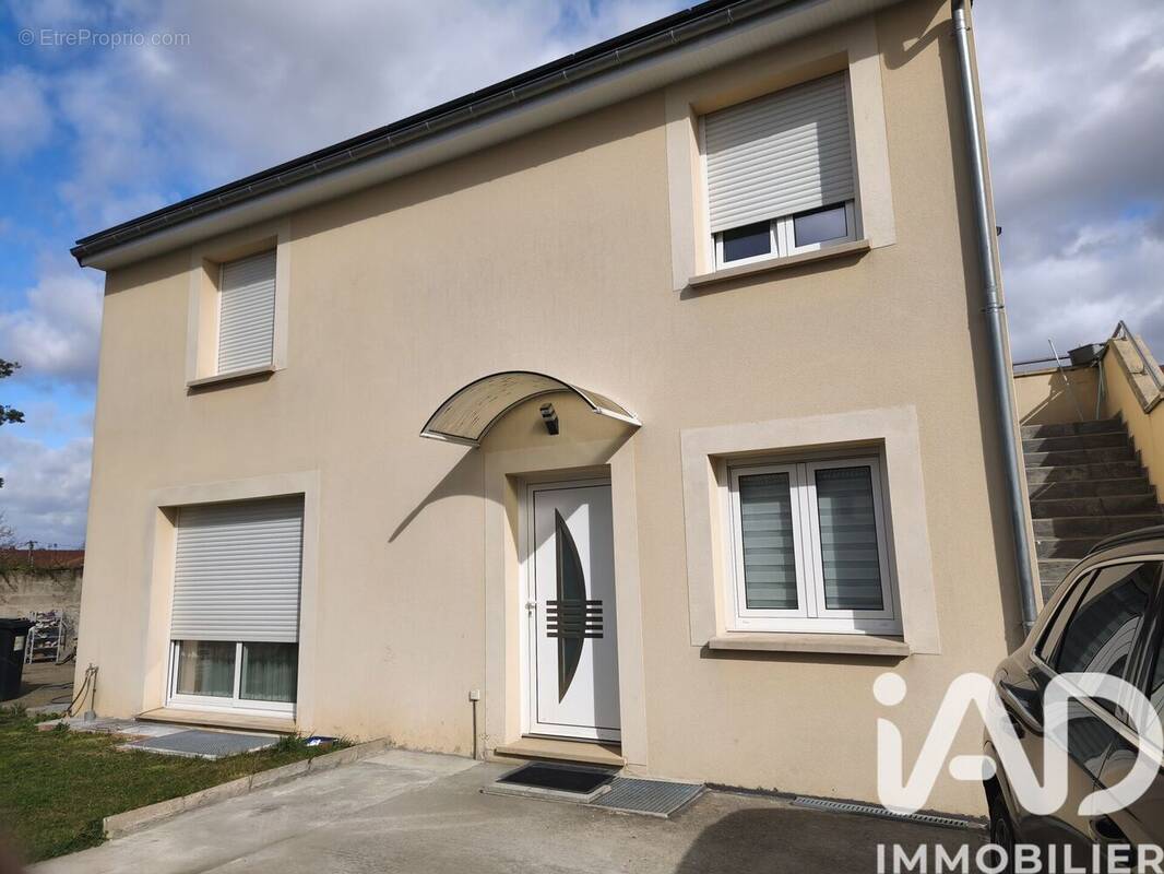 Photo 1 - Appartement à MANTES-LA-JOLIE