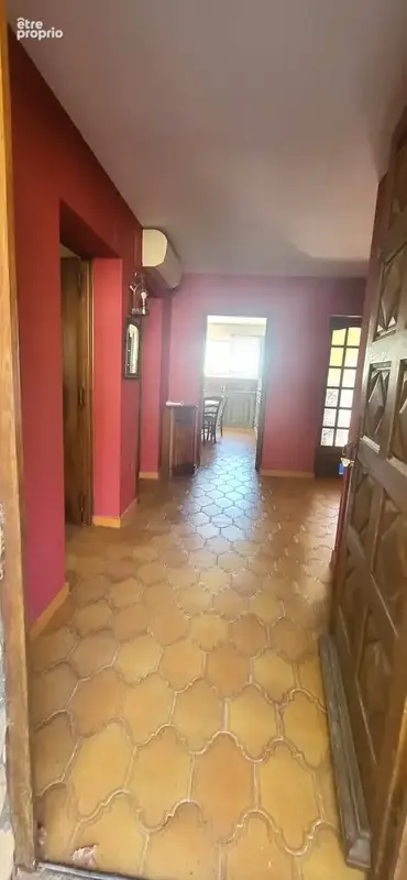 Villa en pierre apparente avec 4 chambres sur 1350m² de terrain. - photo 9