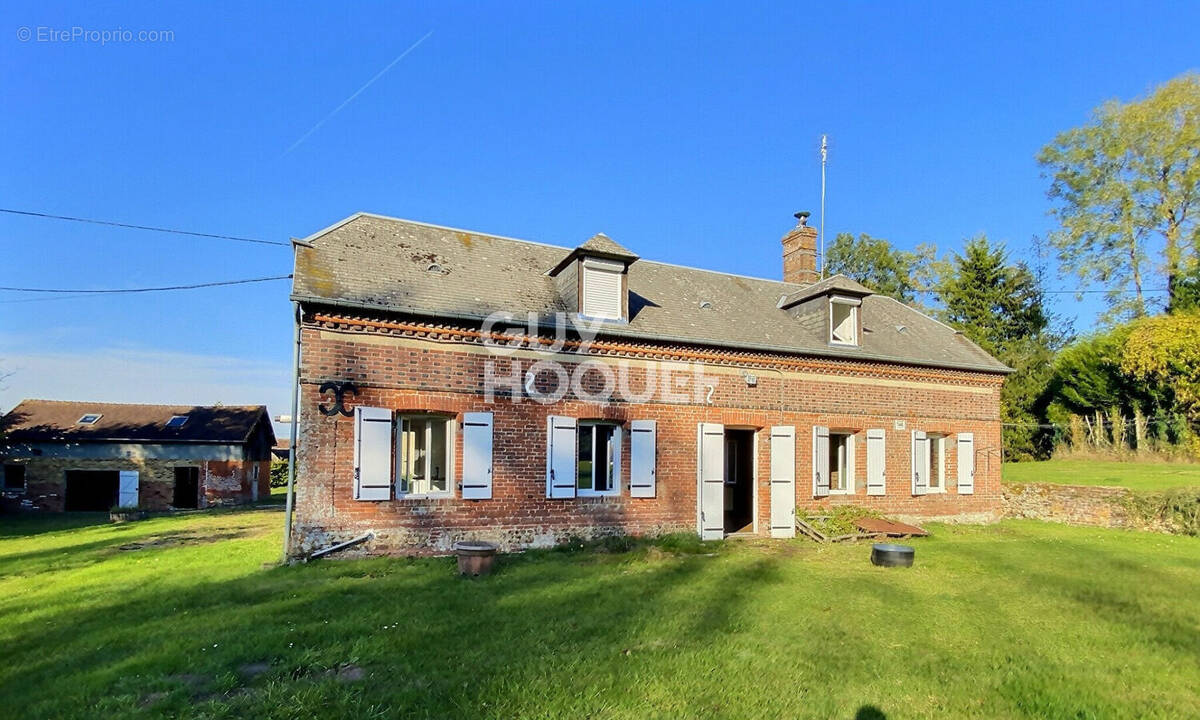 Maison à MONTREUIL-L&#039;ARGILLE