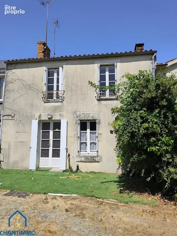 Maison en pierres à rénover   75 m2   À 10 min de Chantonnay - photo 2