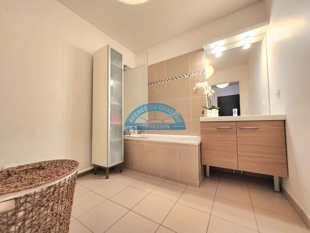 Appartement à ERAGNY