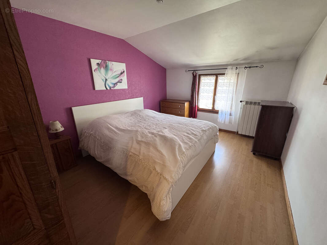 Maison à SAINT-BRESSON