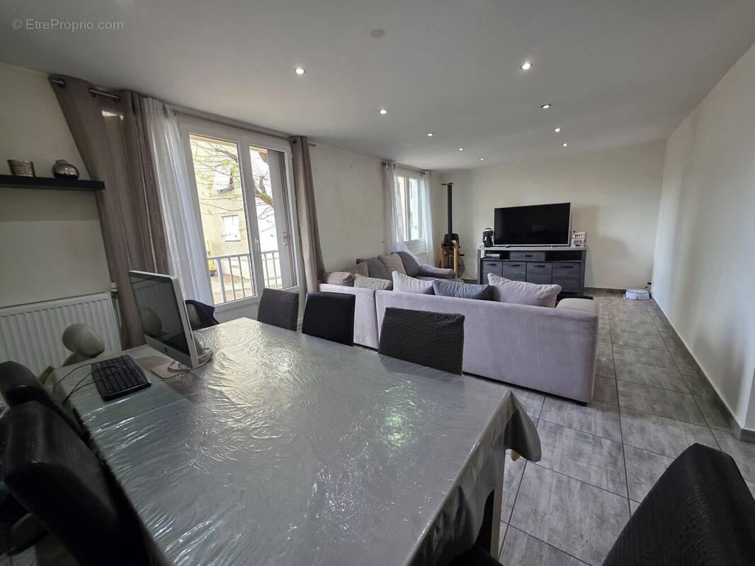 Appartement à VENISSIEUX