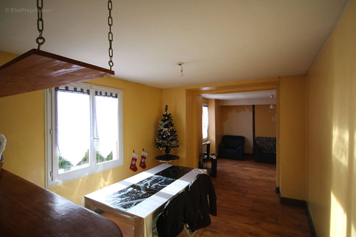 Appartement à OLORON-SAINTE-MARIE