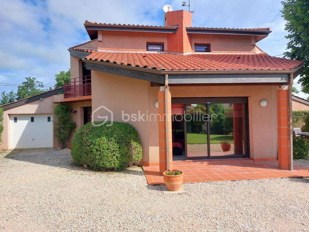 Maison à VILLENEUVE-TOLOSANE