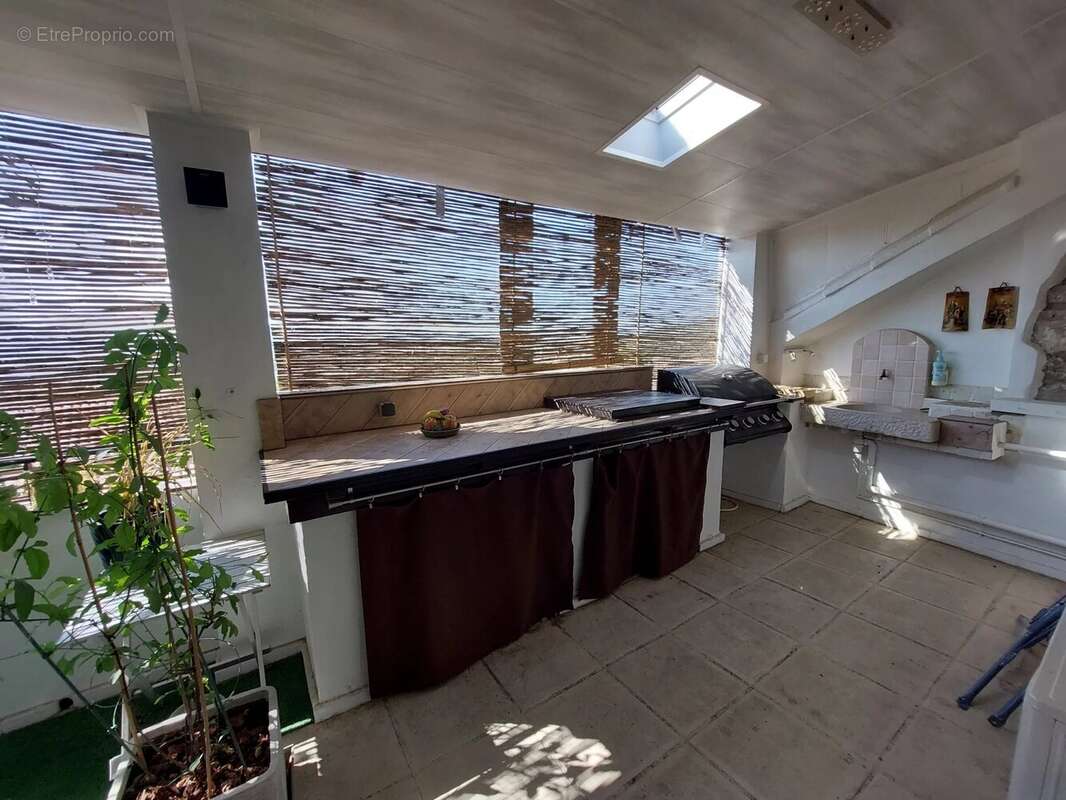 Rare à la vente – Ancien presbytère entièrement rénové au cœur de Carnoules - photo 9