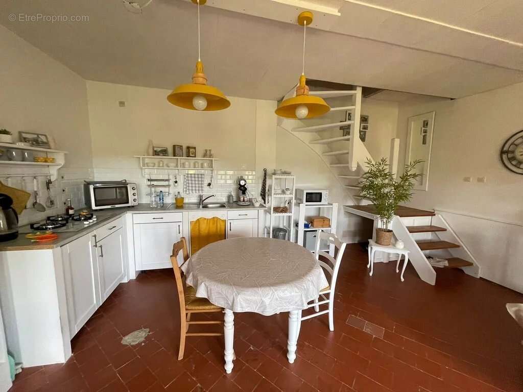 Exclusivité/Bourgogne, Parc du Morvan, Secteur OUROUX EN MORVAN, entre le lac des Settons et le lac de Pannecière, maison 68 m²  - photo 9