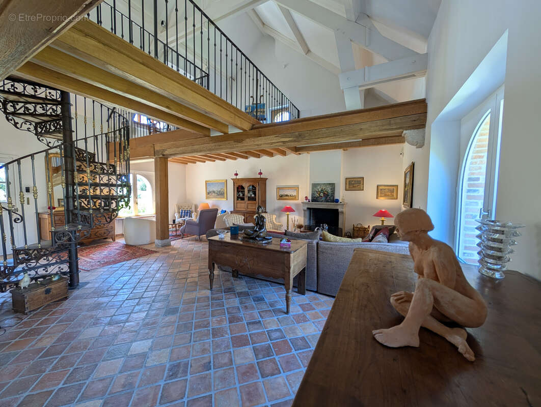 Maison à PIERREFITTE-SUR-SAULDRE