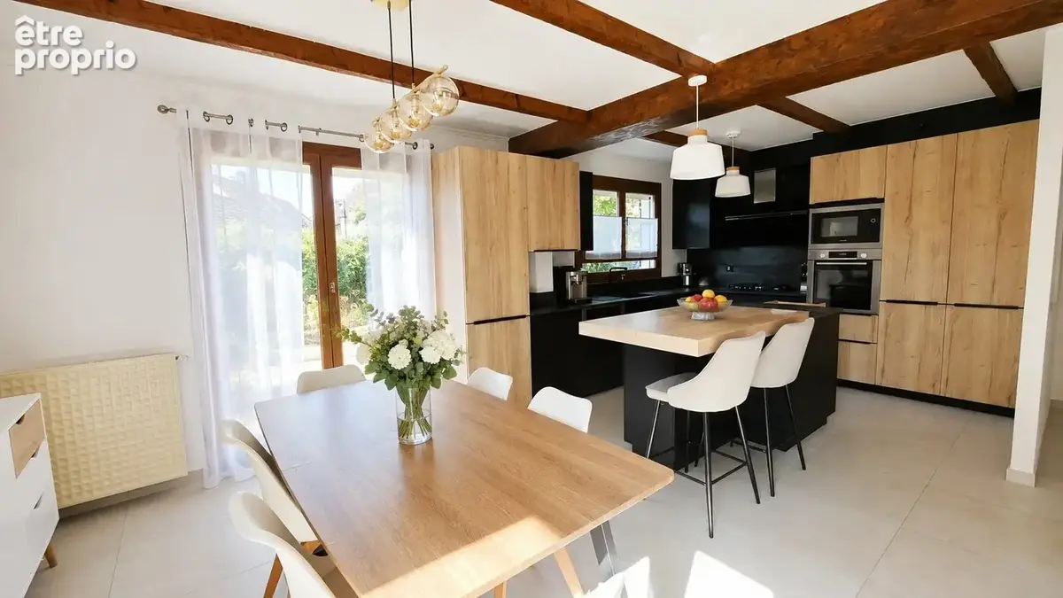 Maison 131 m² à Ville-La-Grand  - photo 7