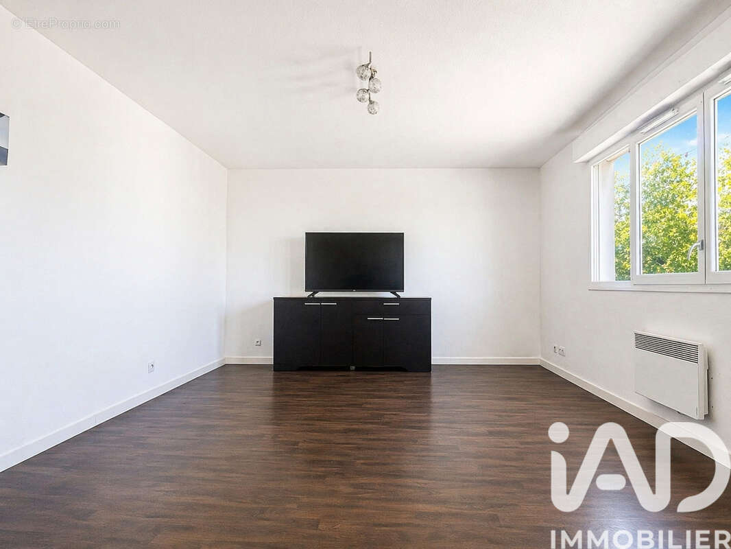 Photo 2 - Appartement à LORMONT