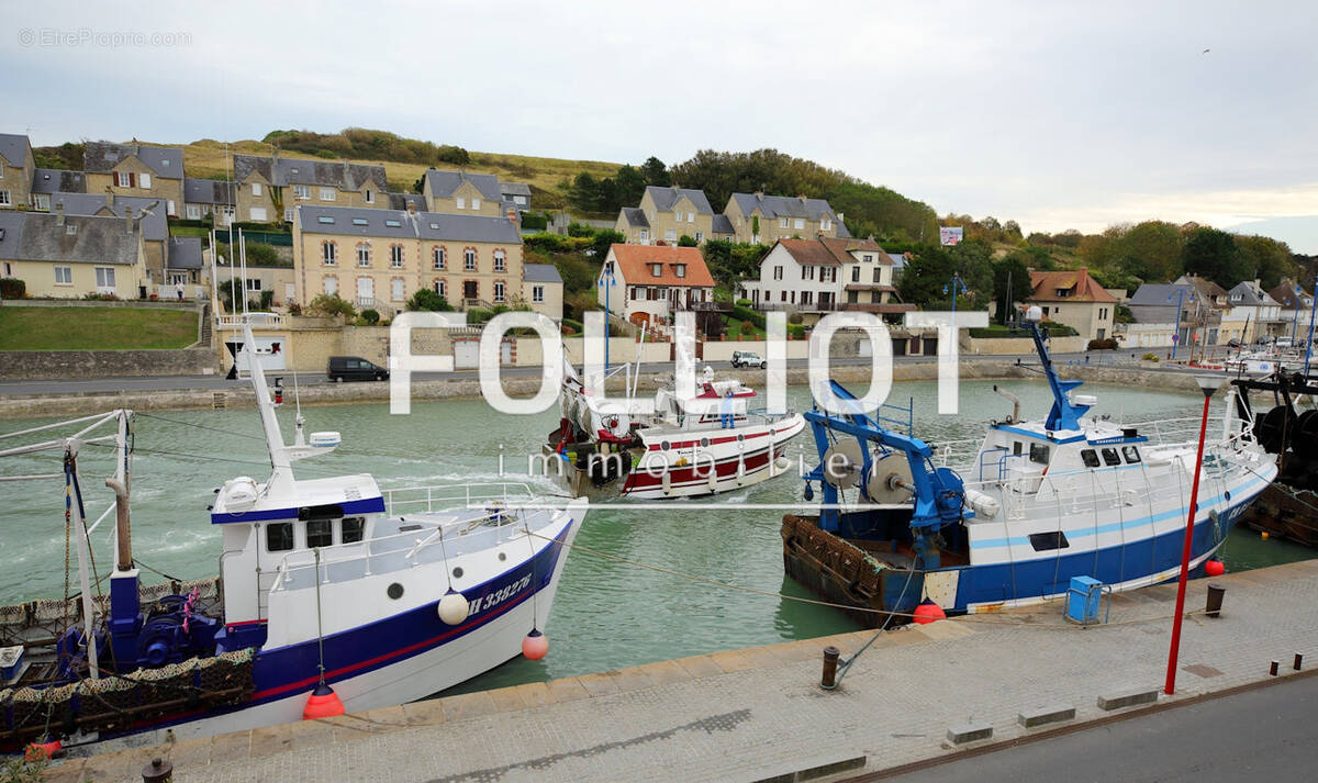 Maison à PORT-EN-BESSIN-HUPPAIN