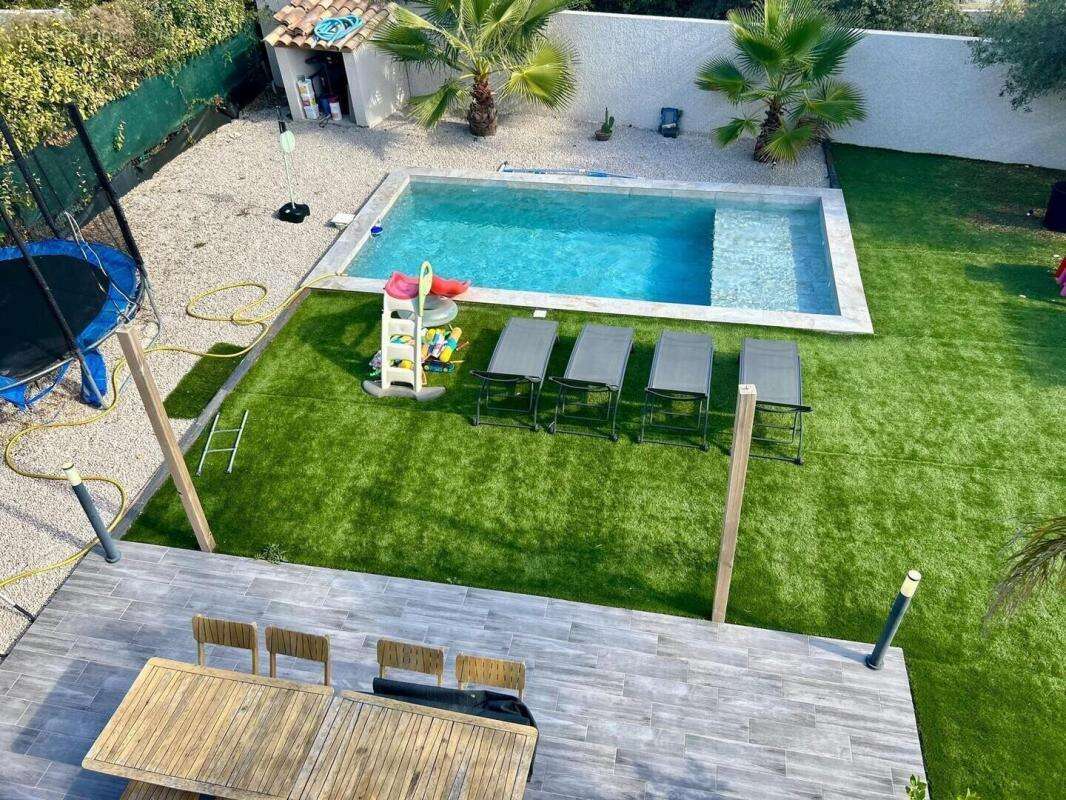 Maison à RESTINCLIERES