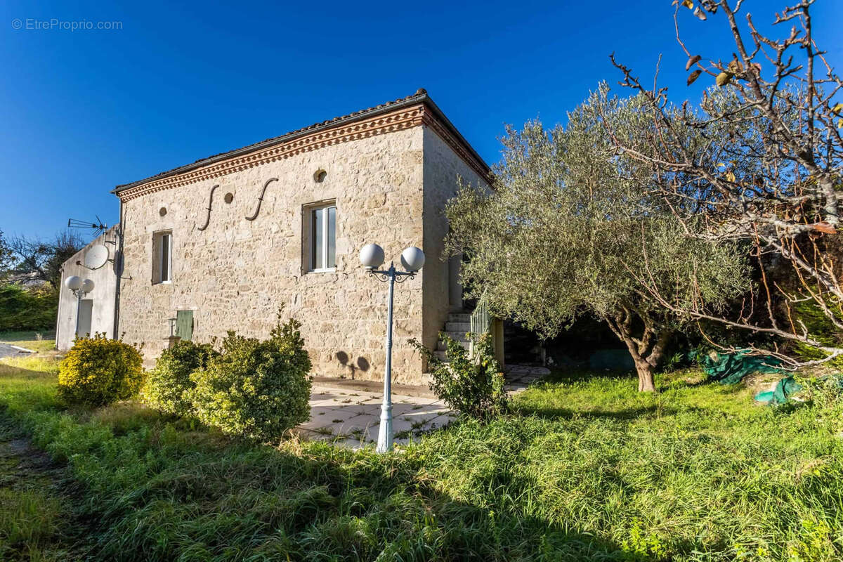 Village property - photo 25