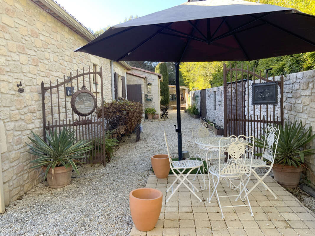 Maison à UZES