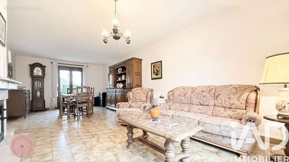 Photo 4 - Maison à ANGEVILLERS