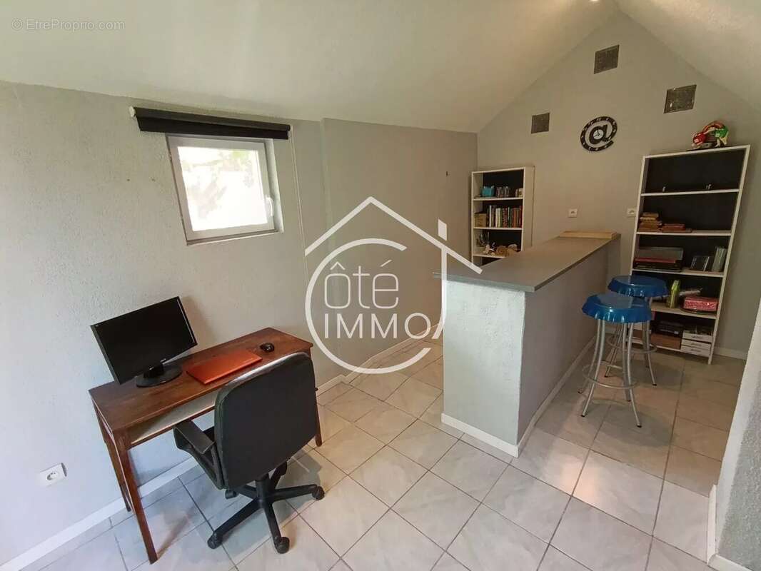 Maison à MOULEYDIER