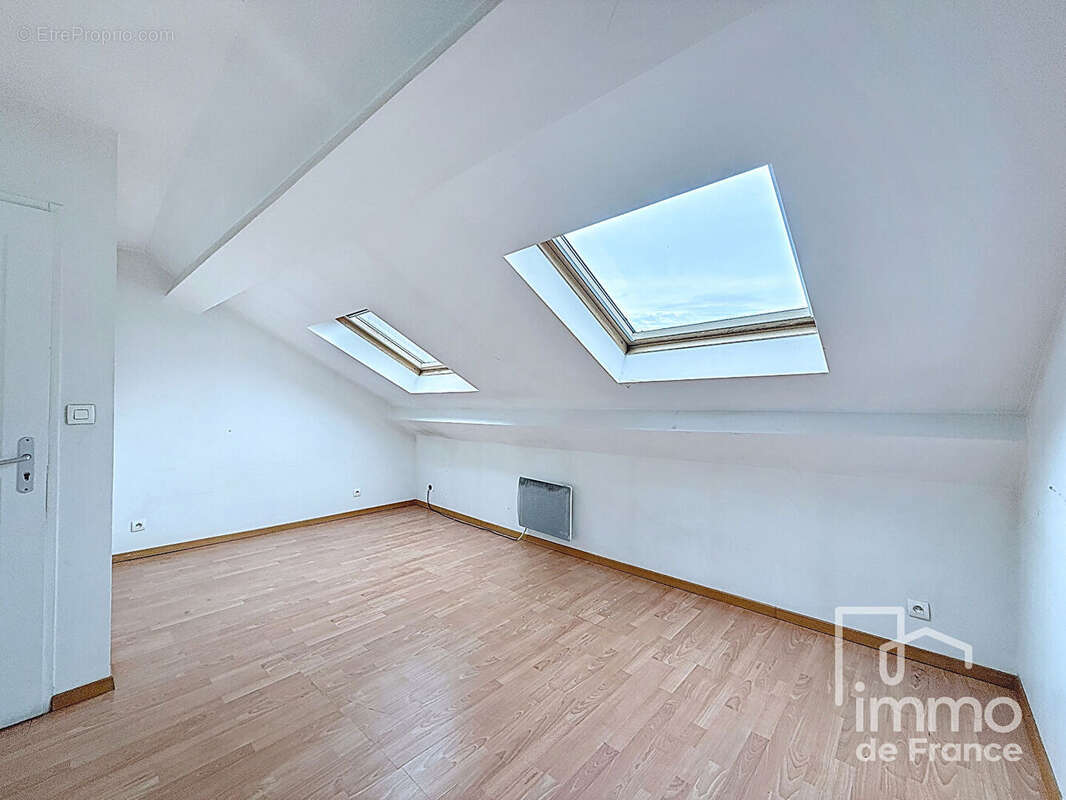 Appartement à BELLEGARDE-SUR-VALSERINE