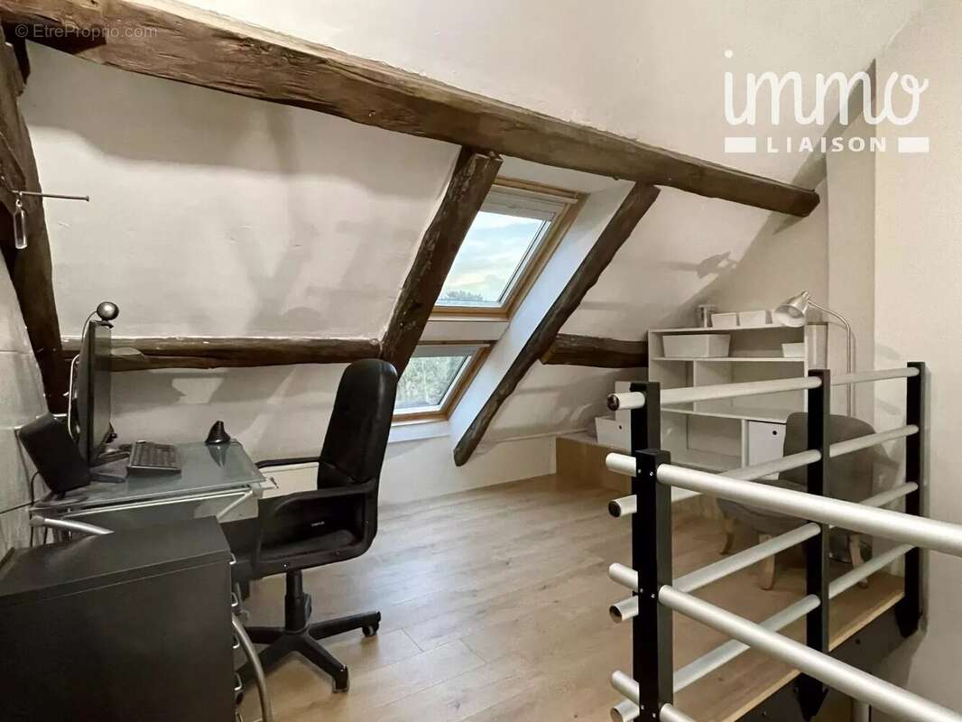 Maison à FLEURY-EN-BIERE