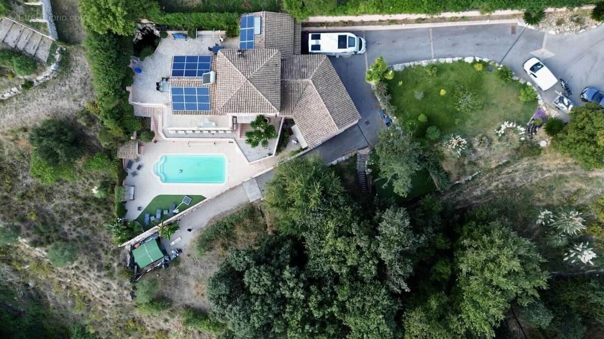 Maison à CAGNES-SUR-MER