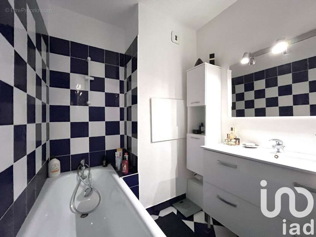 Photo 8 - Appartement à LE PLESSIS-ROBINSON