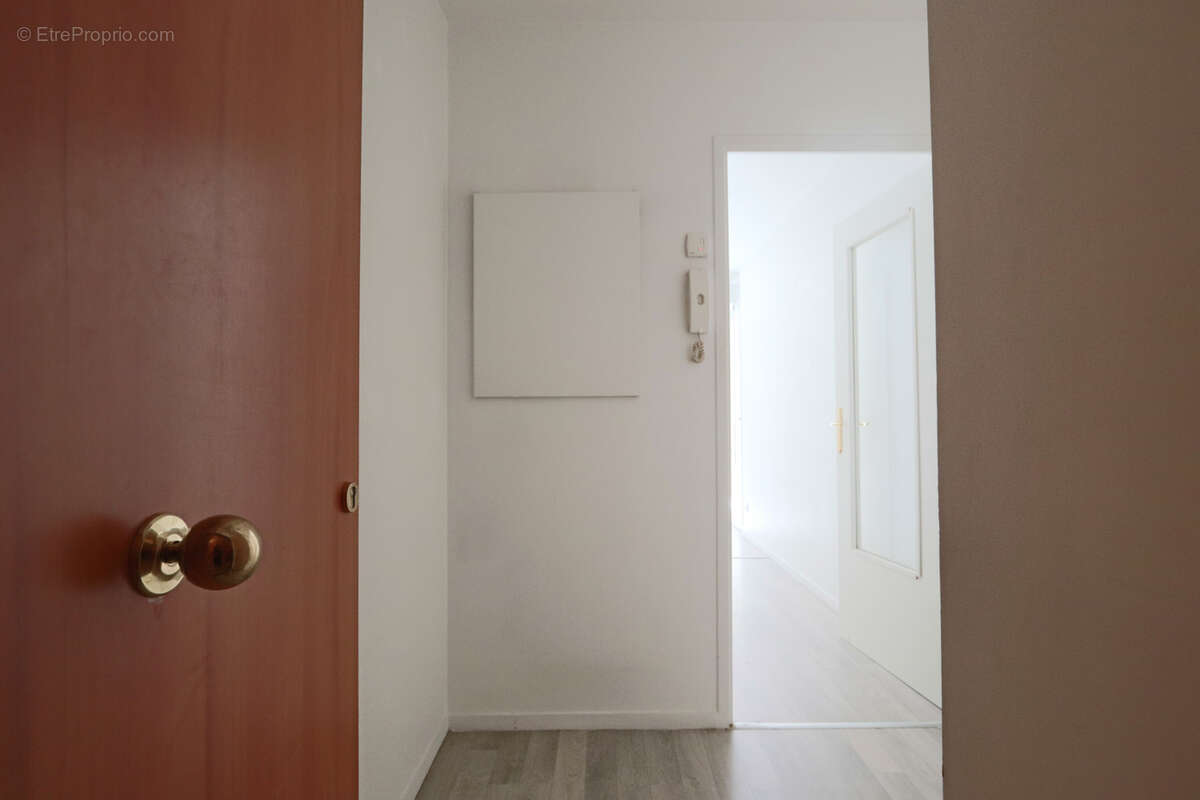 Appartement à LES PAVILLONS-SOUS-BOIS