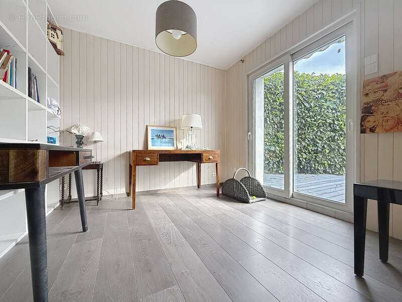 Maison à PREVESSIN-MOENS