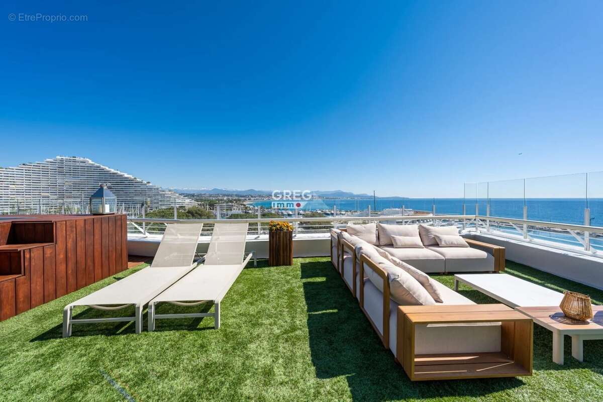 Appartement à VILLENEUVE-LOUBET