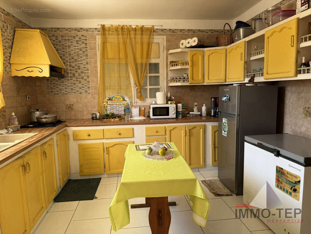 Appartement à BAIE-MAHAULT