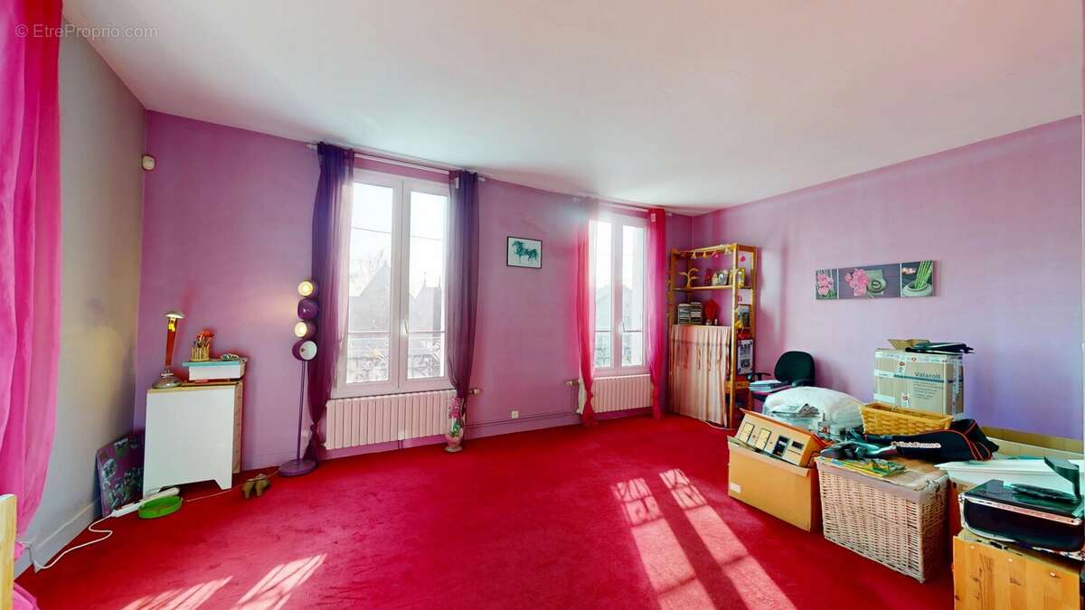 Maison à NEUILLY-PLAISANCE