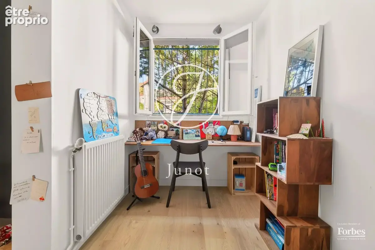 Suresnes - REPUBLIQUE- Maison 6 pièces - photo 12