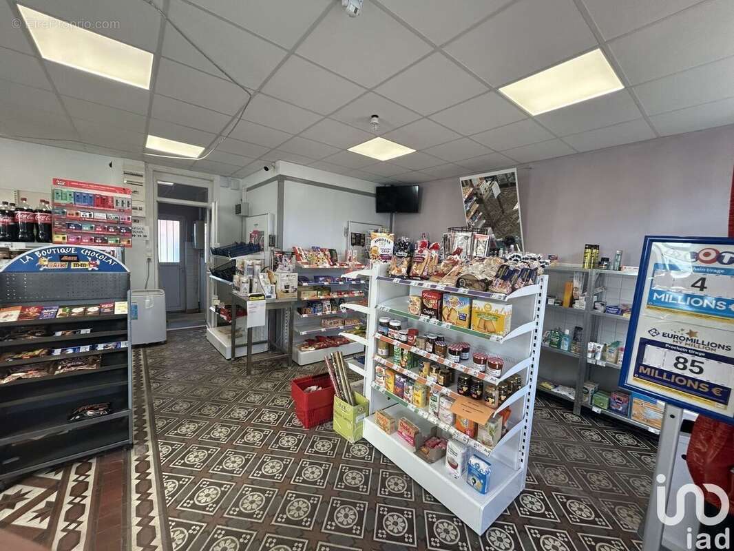 Photo 6 - Commerce à SENNELY